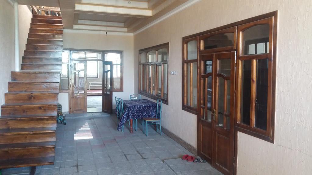 Be My Guest Hotel Osh Exterior photo
